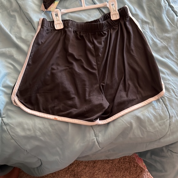 2 piece children short set size med - Picture 2 of 3